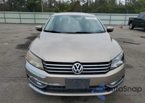 2015 Volkswagen Passat S из США, поврежденный, VIN 1VWAT7A35FC110544